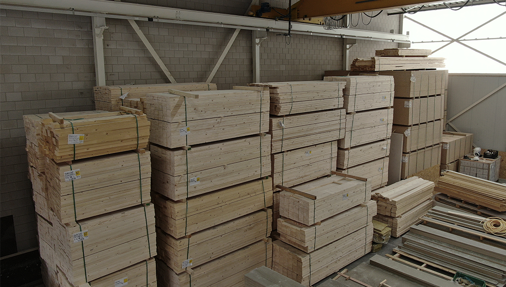 Hout in opslag DVO